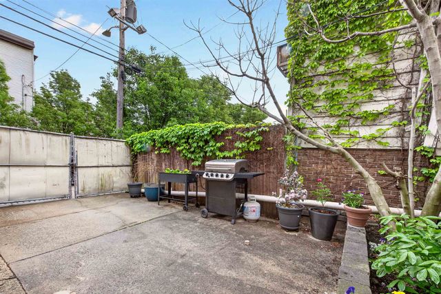 601 16TH ST, Union City, NJ 07087