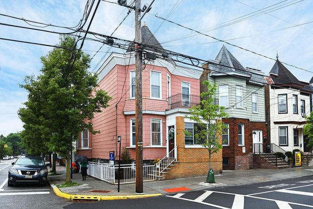 601 16TH ST, Union City, NJ 07087