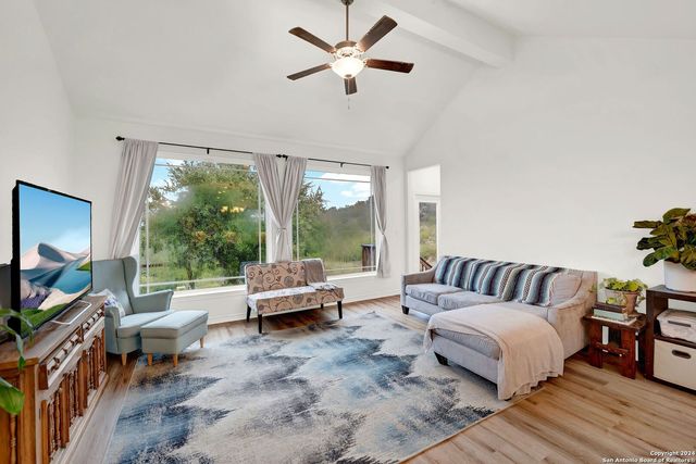 405 COUNTY ROAD 246, Hondo, TX 78861