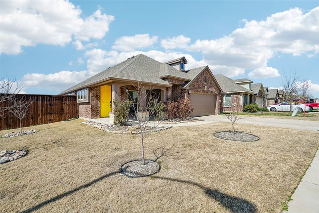 101 Gateway Drive, Alvarado, TX 76009