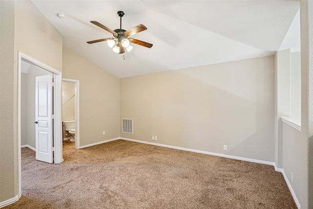 101 Gateway Drive, Alvarado, TX 76009