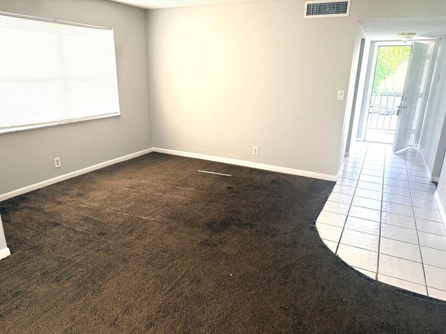 3360 SPANISH MOSS Terrace 313, Lauderhill, FL 33319
