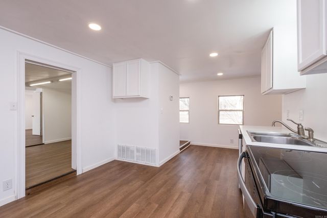 13118 Old River Dr, Scott, AR 72142