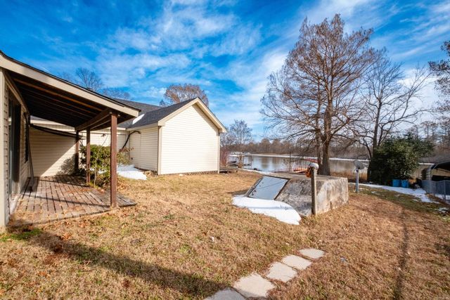 13118 Old River Dr, Scott, AR 72142