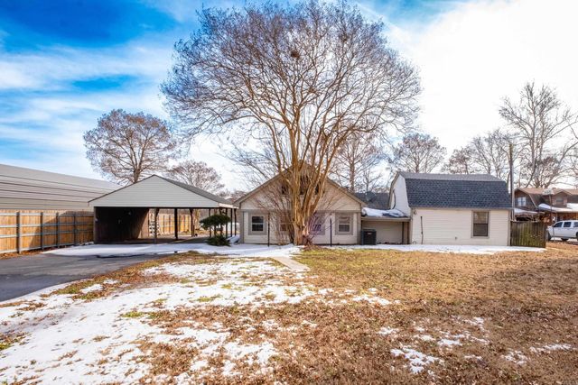 13118 Old River Dr, Scott, AR 72142