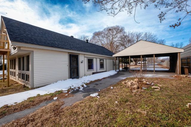 13118 Old River Dr, Scott, AR 72142