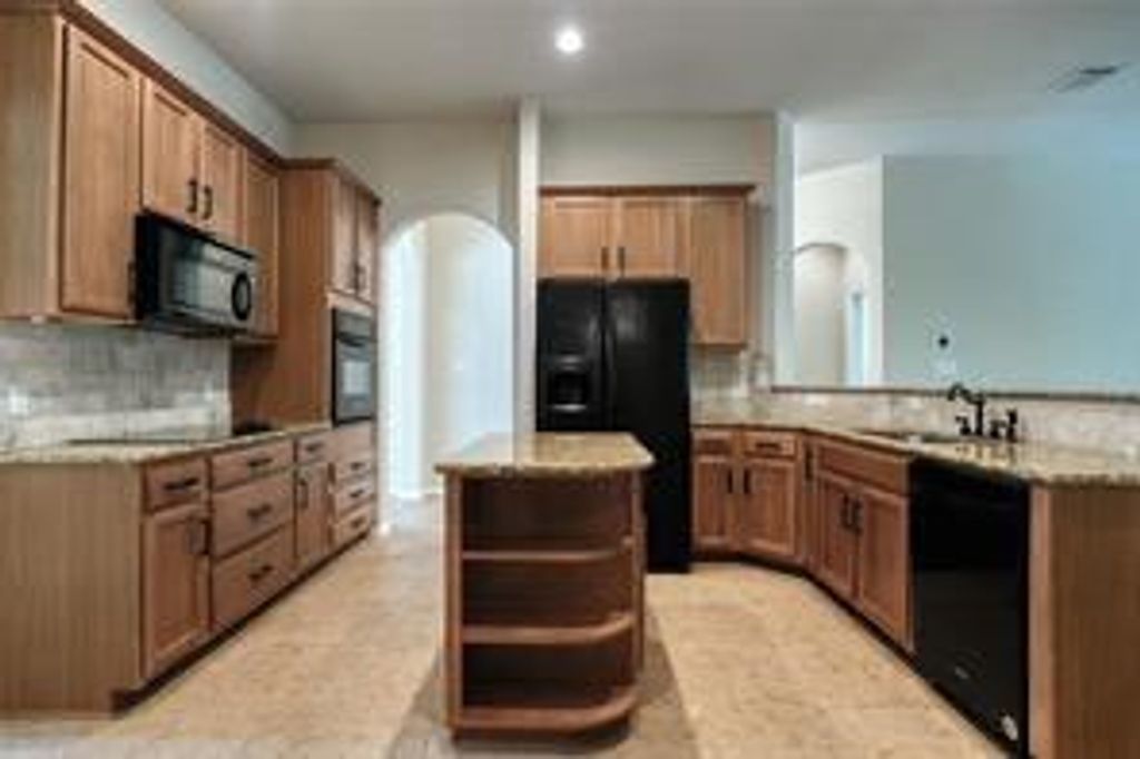 4404 Longfellow CV, Lago Vista, TX 78645