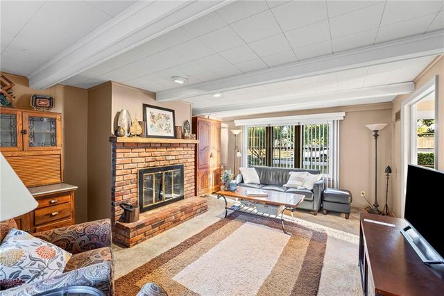 7000 Roe Avenue Avenue, Prairie Village, KS 66208