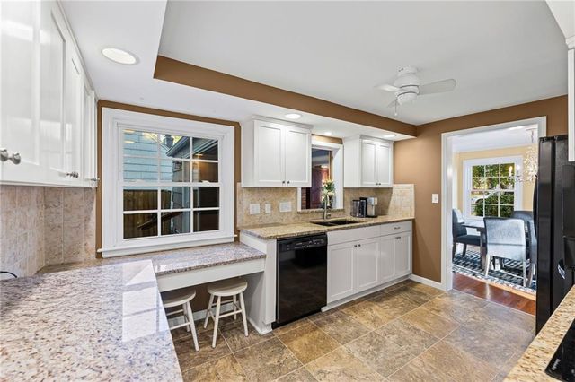 7000 Roe Avenue Avenue, Prairie Village, KS 66208