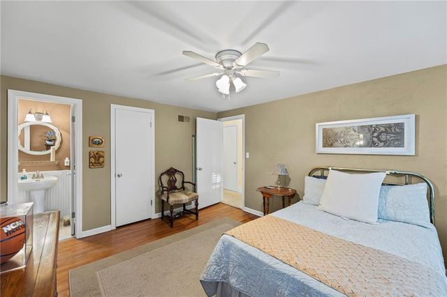 7000 Roe Avenue Avenue, Prairie Village, KS 66208