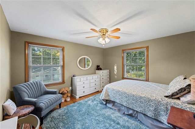 7000 Roe Avenue Avenue, Prairie Village, KS 66208