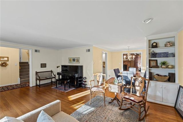 7000 Roe Avenue Avenue, Prairie Village, KS 66208