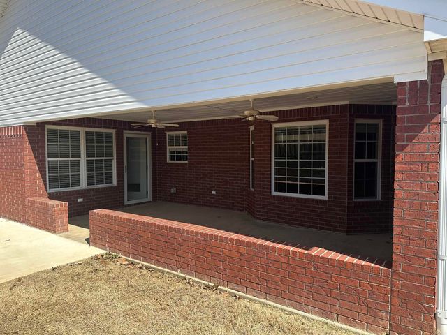 12 Enclave Circle, Paragould, AR 72450