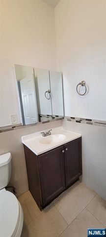 110 Peabody Place, Newark, NJ 07104