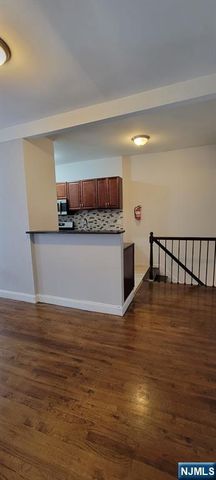 110 Peabody Place, Newark, NJ 07104