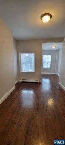 110 Peabody Place, Newark, NJ 07104