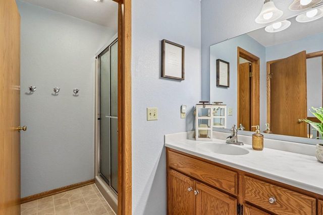 803 Knollwood COURT, Waukesha, WI 53188