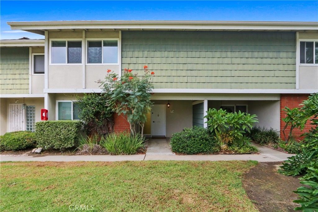 1404 N Tustin P-3, Santa Ana, CA 92705 — exterior