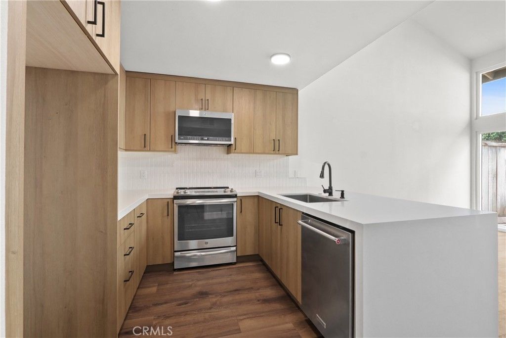 1404 N Tustin P-3, Santa Ana, CA 92705 — photo 5