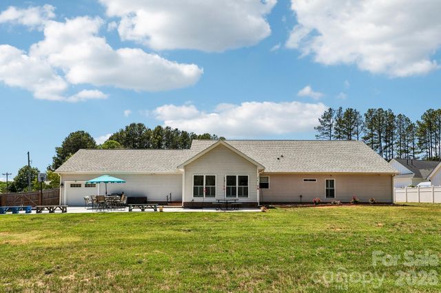 5301 Garden Gate Drive, Monroe, NC 28112