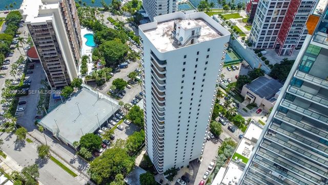 151 SE 15th Rd 202, Miami, FL 33129