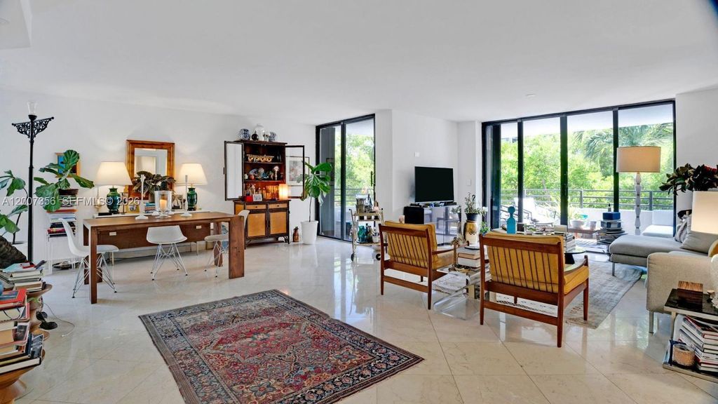 151 SE 15th Rd 202, Miami, FL 33129