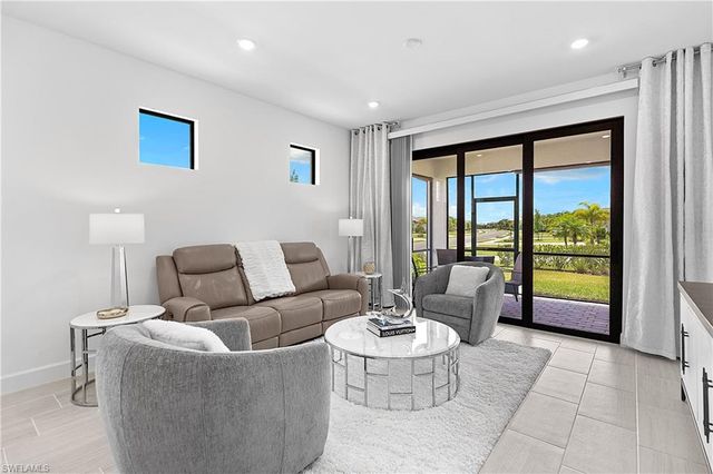 20549 Pebble Glen DR, Estero, FL 33928