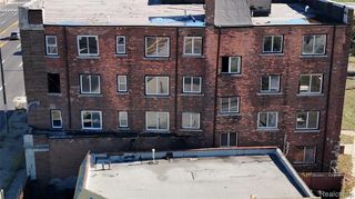 2277 W Davison, Detroit, MI 48238