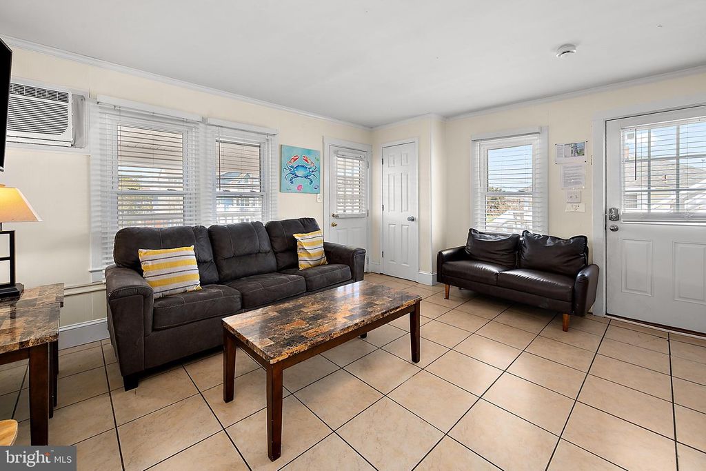 Image 20 of property listing at 404 SAINT LOUIS AVE #12, Ocean City, MD 21842