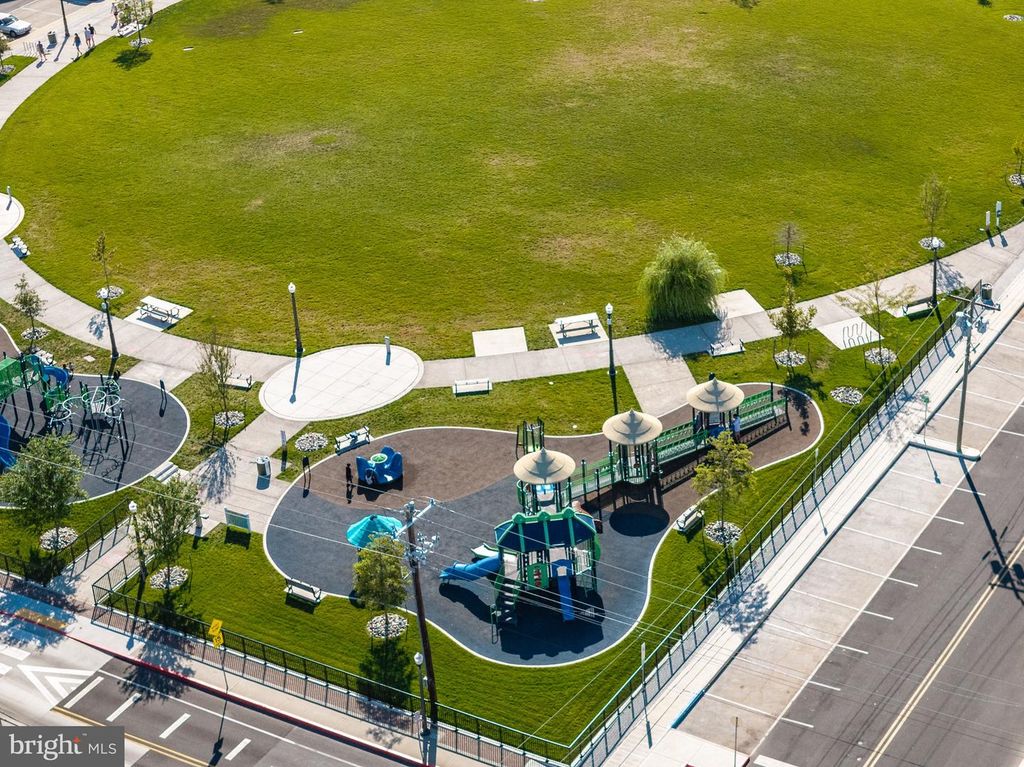 Image 50 of property listing at 404 SAINT LOUIS AVE #12, Ocean City, MD 21842