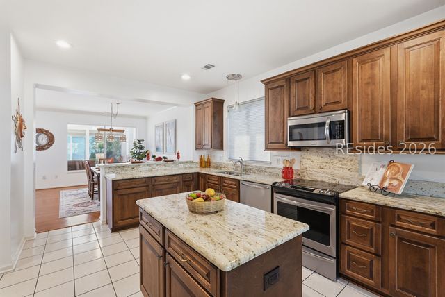 1 Caleb Ct, Bluffton, SC 29909