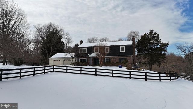 3022 FOX DEN LN, Oakton, VA 22124