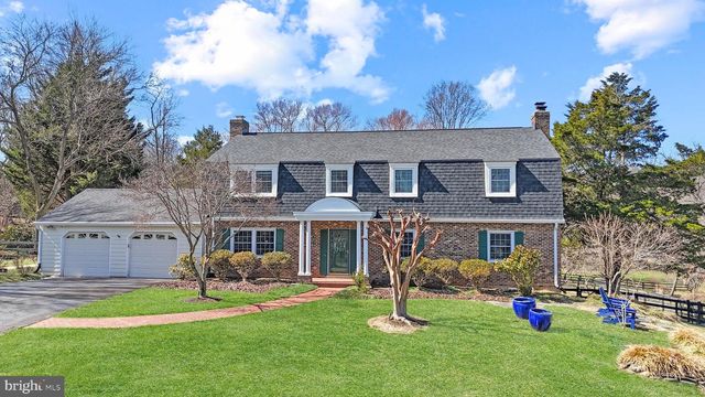 3022 FOX DEN LN, Oakton, VA 22124