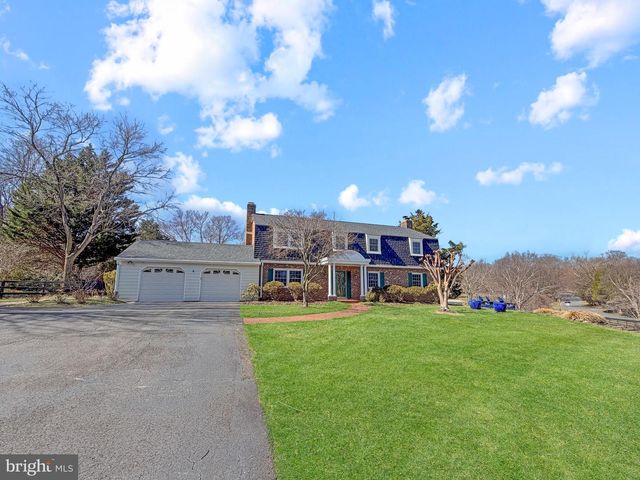 3022 FOX DEN LN, Oakton, VA 22124