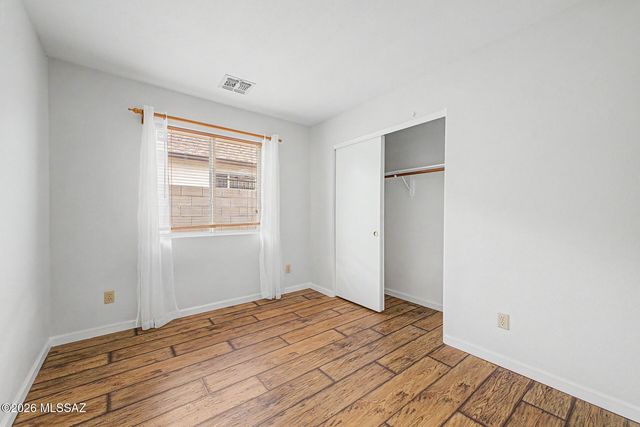 1270 N Falcon Ridge Drive, Tucson, AZ 85745