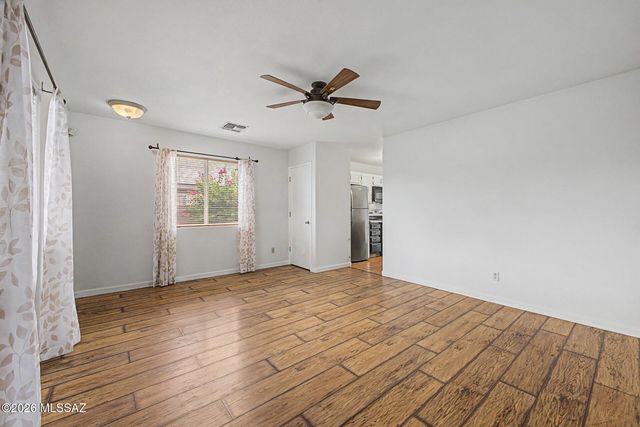 1270 N Falcon Ridge Drive, Tucson, AZ 85745