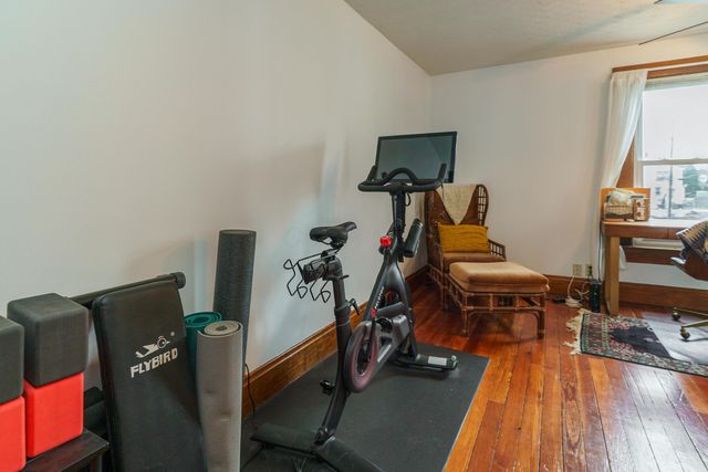 76 E Lakeview Avenue, Columbus, OH 43202