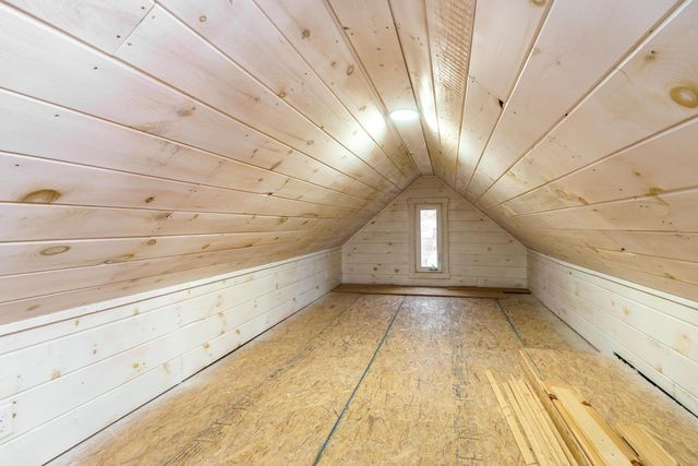 76 E Lakeview Avenue, Columbus, OH 43202