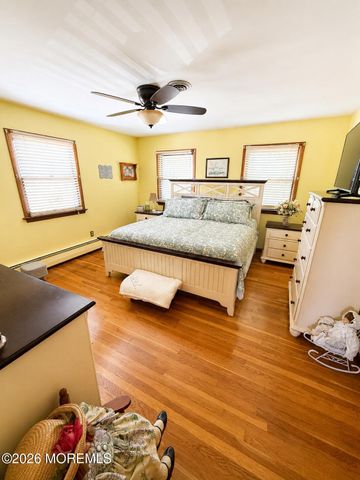 554 Gold Street, Toms River, NJ 08753