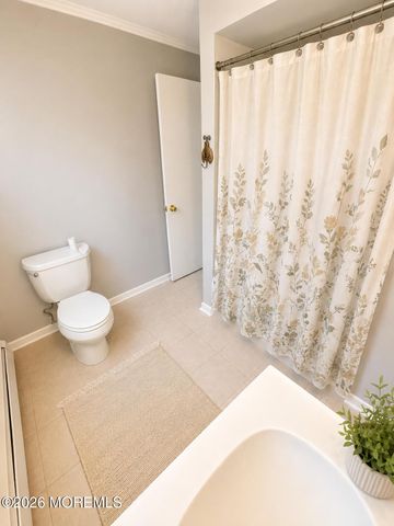 554 Gold Street, Toms River, NJ 08753