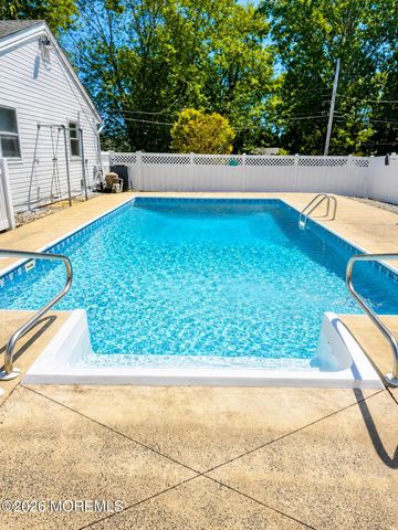 554 Gold Street, Toms River, NJ 08753