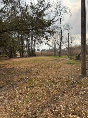 325 Kauffman St., Georgetown, SC 29440