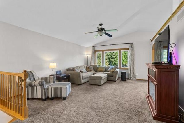 829 Edgemore Drive, Sun Prairie, WI 53590