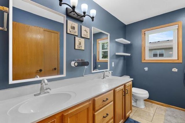 829 Edgemore Drive, Sun Prairie, WI 53590