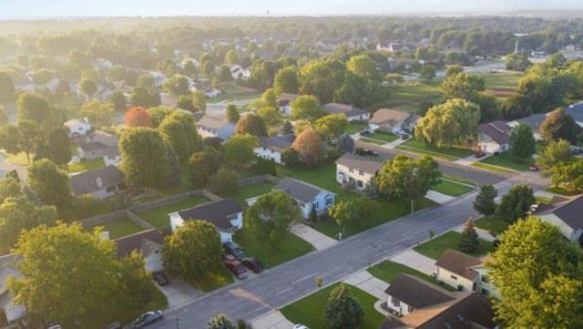 829 Edgemore Drive, Sun Prairie, WI 53590