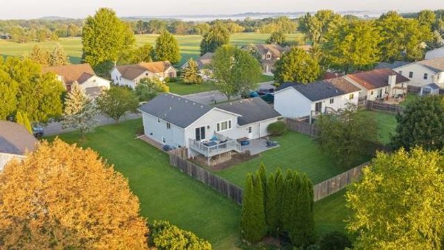 829 Edgemore Drive, Sun Prairie, WI 53590