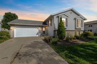 829 Edgemore Drive, Sun Prairie, WI 53590