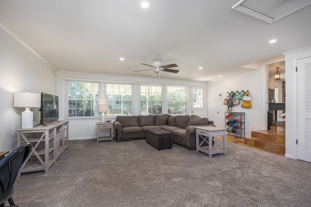 7465 Harrow Dr, Nashville, TN 37221