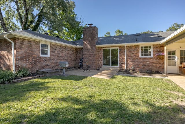 7465 Harrow Dr, Nashville, TN 37221