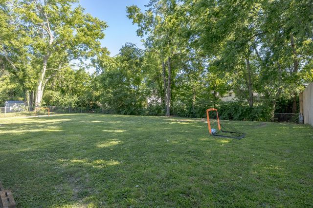 7465 Harrow Dr, Nashville, TN 37221